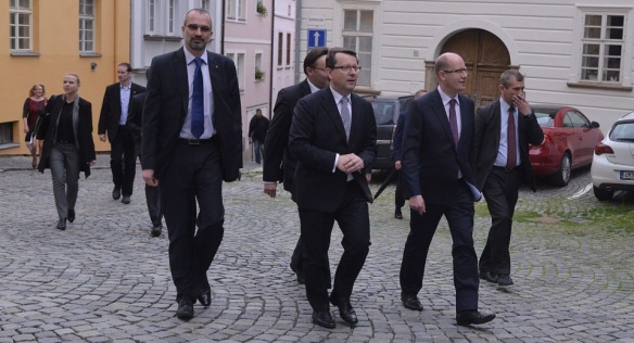 Předseda vlády Bohuslav Sobotka se setkal s primátorem města Olomouce, 21. května 2015.