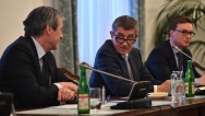 Premiér Andrej Babiš jednal se zástupci politických parlamentních stran o evropské a zahraniční politice ČR, 15. března 2018. 