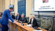 Premiér Petr Fiala shrnuje na tiskové konferenci nejdůležitější body jednání vlády, 7. května 2024.